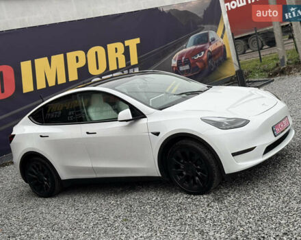 Белый Тесла Model Y, объемом двигателя 0 л и пробегом 23 тыс. км за 26500 $, фото 5 на Automoto.ua