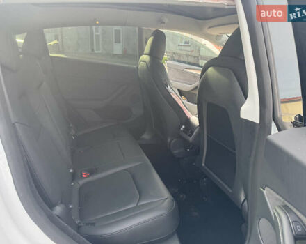 Белый Тесла Model Y, объемом двигателя 0 л и пробегом 5 тыс. км за 17800 $, фото 22 на Automoto.ua