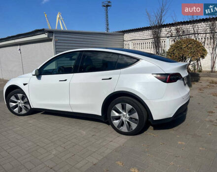 Белый Тесла Model Y, объемом двигателя 0 л и пробегом 39 тыс. км за 30999 $, фото 9 на Automoto.ua