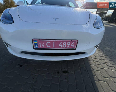 Тесла Model Y 2024 у Жовкві на Automoto.ua Білий Тесла Model Y, об'ємом двигуна 0 л та пробігом 30 тис. км за 33000 $, фото 34 на Automoto.ua