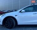 Белый Тесла Model Y, объемом двигателя 0 л и пробегом 34 тыс. км за 30890 $, фото 4 на Automoto.ua
