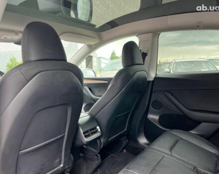 Белый Тесла Model Y, объемом двигателя 0 л и пробегом 33 тыс. км за 34890 $, фото 28 на Automoto.ua
