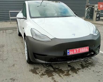 Белый Тесла Model Y, объемом двигателя 0 л и пробегом 7 тыс. км за 27500 $, фото 8 на Automoto.ua