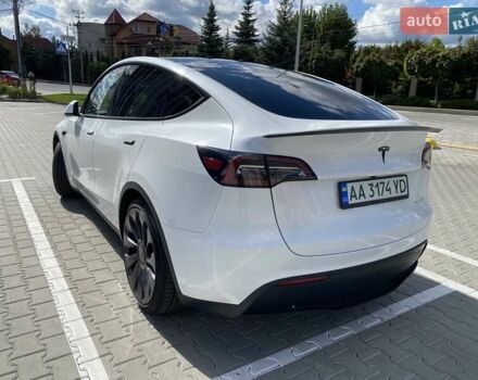 Белый Тесла Model Y, объемом двигателя 0 л и пробегом 11 тыс. км за 34800 $, фото 10 на Automoto.ua