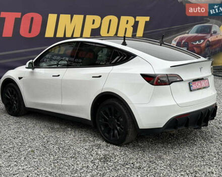 Белый Тесла Model Y, объемом двигателя 0 л и пробегом 23 тыс. км за 26500 $, фото 33 на Automoto.ua