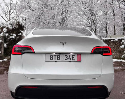 Белый Тесла Model Y, объемом двигателя 0 л и пробегом 16 тыс. км за 30999 $, фото 43 на Automoto.ua