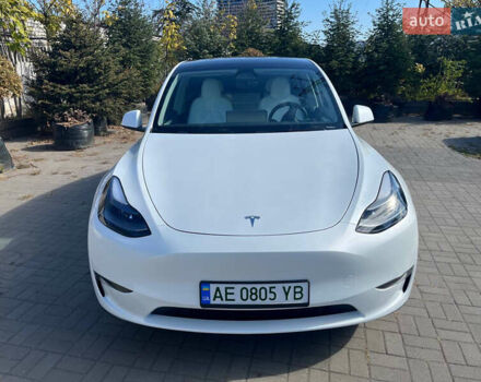 Белый Тесла Model Y, объемом двигателя 0 л и пробегом 39 тыс. км за 30999 $, фото 5 на Automoto.ua