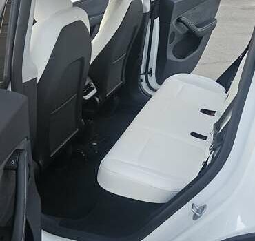 Білий Тесла Model Y, об'ємом двигуна 0 л та пробігом 1 тис. км за 39000 $, фото 9 на Automoto.ua