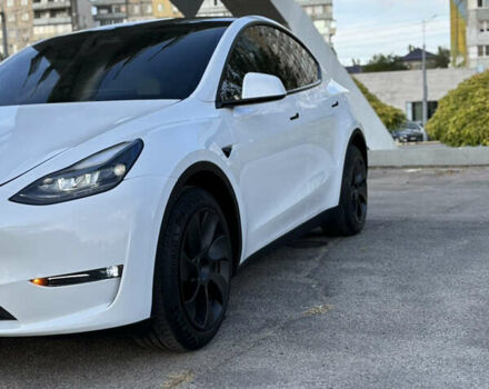 Белый Тесла Model Y, объемом двигателя 0 л и пробегом 24 тыс. км за 27800 $, фото 4 на Automoto.ua