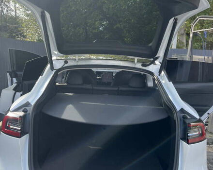 Белый Тесла Model Y, объемом двигателя 0 л и пробегом 35 тыс. км за 29000 $, фото 14 на Automoto.ua