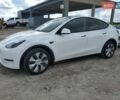 Белый Тесла Model Y, объемом двигателя 0 л и пробегом 77 тыс. км за 14000 $, фото 1 на Automoto.ua