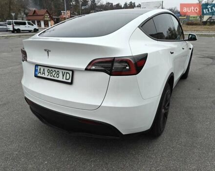 Белый Тесла Model Y, объемом двигателя 0 л и пробегом 18 тыс. км за 29000 $, фото 2 на Automoto.ua