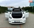 Белый Тесла Model Y, объемом двигателя 0 л и пробегом 5 тыс. км за 29999 $, фото 2 на Automoto.ua