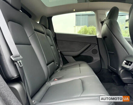 Белый Тесла Model Y, объемом двигателя 0 л и пробегом 0 тыс. км за 38750 $, фото 11 на Automoto.ua