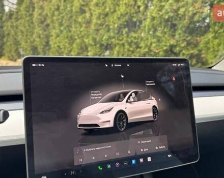 Белый Тесла Model Y, объемом двигателя 0 л и пробегом 1 тыс. км за 31111 $, фото 45 на Automoto.ua
