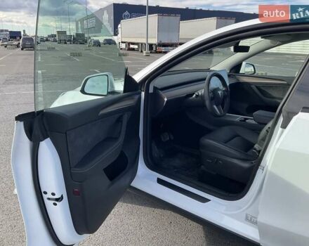 Білий Тесла Model Y, об'ємом двигуна 0 л та пробігом 14 тис. км за 37500 $, фото 12 на Automoto.ua