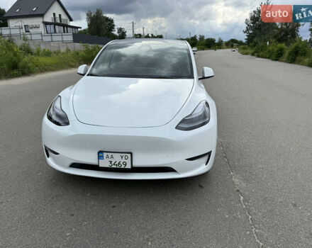 Белый Тесла Model Y, объемом двигателя 0 л и пробегом 6 тыс. км за 35000 $, фото 29 на Automoto.ua