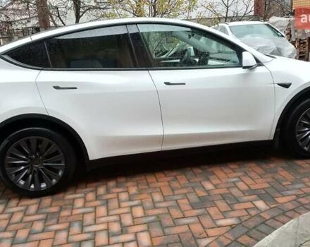 Белый Тесла Model Y, объемом двигателя 0 л и пробегом 8 тыс. км за 27300 $, фото 8 на Automoto.ua
