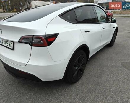 Белый Тесла Model Y, объемом двигателя 0 л и пробегом 18 тыс. км за 29000 $, фото 8 на Automoto.ua