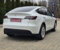 Білий Тесла Model Y, об'ємом двигуна 0 л та пробігом 26 тис. км за 25500 $, фото 3 на Automoto.ua