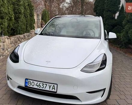 Белый Тесла Model Y, объемом двигателя 0 л и пробегом 1 тыс. км за 31111 $, фото 1 на Automoto.ua