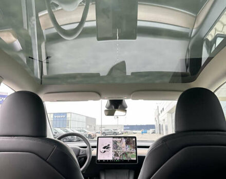 Белый Тесла Model Y, объемом двигателя 0 л и пробегом 6 тыс. км за 27000 $, фото 19 на Automoto.ua