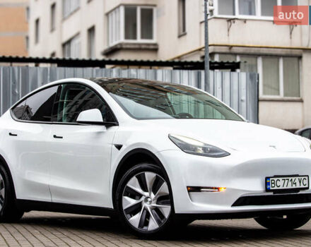 Білий Тесла Model Y, об'ємом двигуна 0 л та пробігом 11 тис. км за 30000 $, фото 6 на Automoto.ua