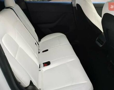 Белый Тесла Model Y, объемом двигателя 0 л и пробегом 8 тыс. км за 27300 $, фото 3 на Automoto.ua