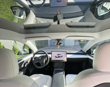 Белый Тесла Model Y, объемом двигателя 0 л и пробегом 8 тыс. км за 35000 $, фото 13 на Automoto.ua