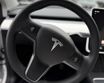 Белый Тесла Model Y, объемом двигателя 0 л и пробегом 23 тыс. км за 26500 $, фото 29 на Automoto.ua