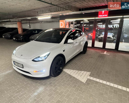 Белый Тесла Model Y, объемом двигателя 0 л и пробегом 32 тыс. км за 29500 $, фото 7 на Automoto.ua