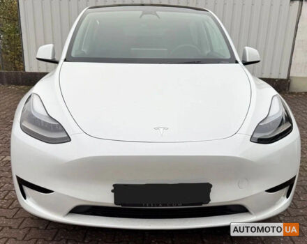 Белый Тесла Model Y, объемом двигателя 0 л и пробегом 0 тыс. км за 38750 $, фото 2 на Automoto.ua