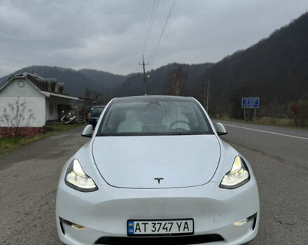 Белый Тесла Model Y, объемом двигателя 0 л и пробегом 23 тыс. км за 34000 $, фото 1 на Automoto.ua