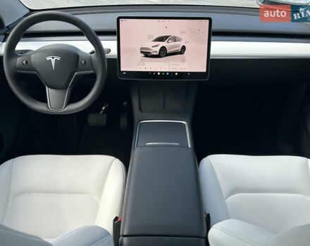 Белый Тесла Model Y, объемом двигателя 0 л и пробегом 5 тыс. км за 33500 $, фото 21 на Automoto.ua