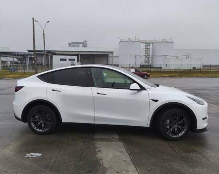 Белый Тесла Model Y, объемом двигателя 0 л и пробегом 19 тыс. км за 28800 $, фото 1 на Automoto.ua