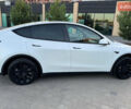 Білий Тесла Model Y, об'ємом двигуна 0 л та пробігом 61 тис. км за 30000 $, фото 6 на Automoto.ua