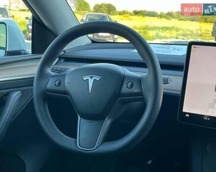 Белый Тесла Model Y, объемом двигателя 0 л и пробегом 34 тыс. км за 31440 $, фото 32 на Automoto.ua