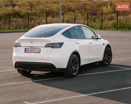 Білий Тесла Model Y, об'ємом двигуна 0 л та пробігом 5 тис. км за 29900 $, фото 31 на Automoto.ua
