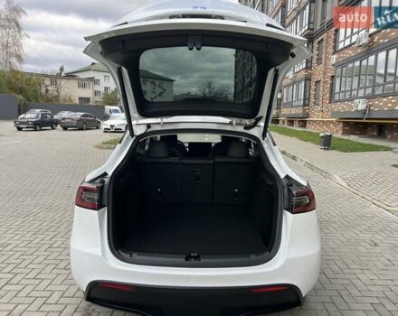 Белый Тесла Model Y, объемом двигателя 0 л и пробегом 2 тыс. км за 34500 $, фото 41 на Automoto.ua