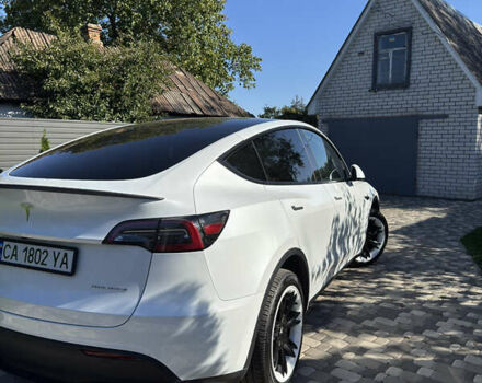 Белый Тесла Model Y, объемом двигателя 0 л и пробегом 8 тыс. км за 35000 $, фото 4 на Automoto.ua