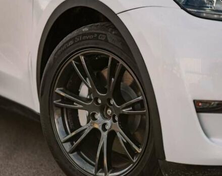 Білий Тесла Model Y, об'ємом двигуна 0 л та пробігом 5 тис. км за 29900 $, фото 56 на Automoto.ua