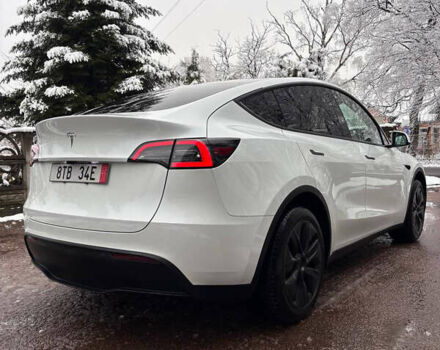 Белый Тесла Model Y, объемом двигателя 0 л и пробегом 16 тыс. км за 30999 $, фото 12 на Automoto.ua