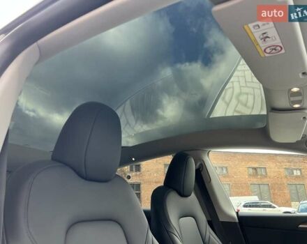 Белый Тесла Model Y, объемом двигателя 0 л и пробегом 2 тыс. км за 34500 $, фото 14 на Automoto.ua