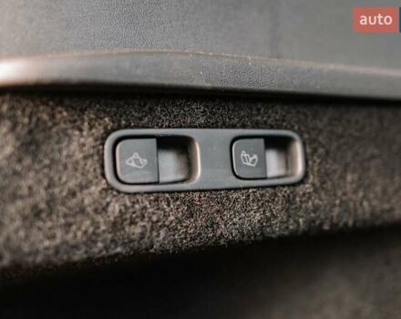 Білий Тесла Model Y, об'ємом двигуна 0 л та пробігом 5 тис. км за 29900 $, фото 66 на Automoto.ua