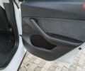 Белый Тесла Model Y, объемом двигателя 0 л и пробегом 8 тыс. км за 27300 $, фото 4 на Automoto.ua