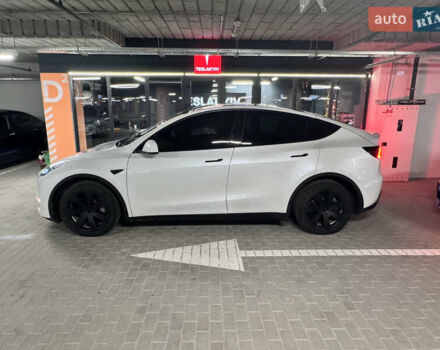 Белый Тесла Model Y, объемом двигателя 0 л и пробегом 32 тыс. км за 29500 $, фото 5 на Automoto.ua