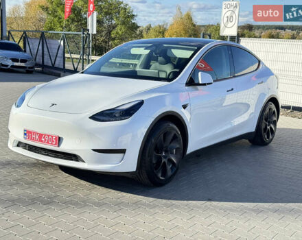 Белый Тесла Model Y, объемом двигателя 0 л и пробегом 26 тыс. км за 29900 $, фото 65 на Automoto.ua