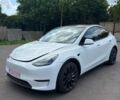 Білий Тесла Model Y, об'ємом двигуна 0 л та пробігом 63 тис. км за 28300 $, фото 1 на Automoto.ua