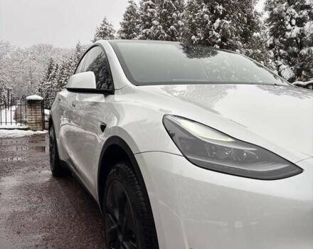 Белый Тесла Model Y, объемом двигателя 0 л и пробегом 16 тыс. км за 30999 $, фото 28 на Automoto.ua