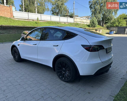 Белый Тесла Model Y, объемом двигателя 0 л и пробегом 5 тыс. км за 27900 $, фото 3 на Automoto.ua